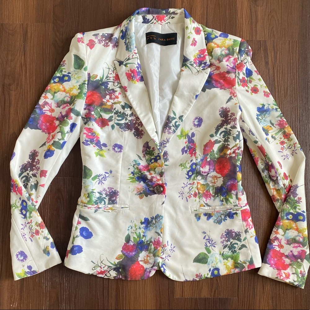 Zara Floral Blazer Jacket in White with Multicolor Floral Print